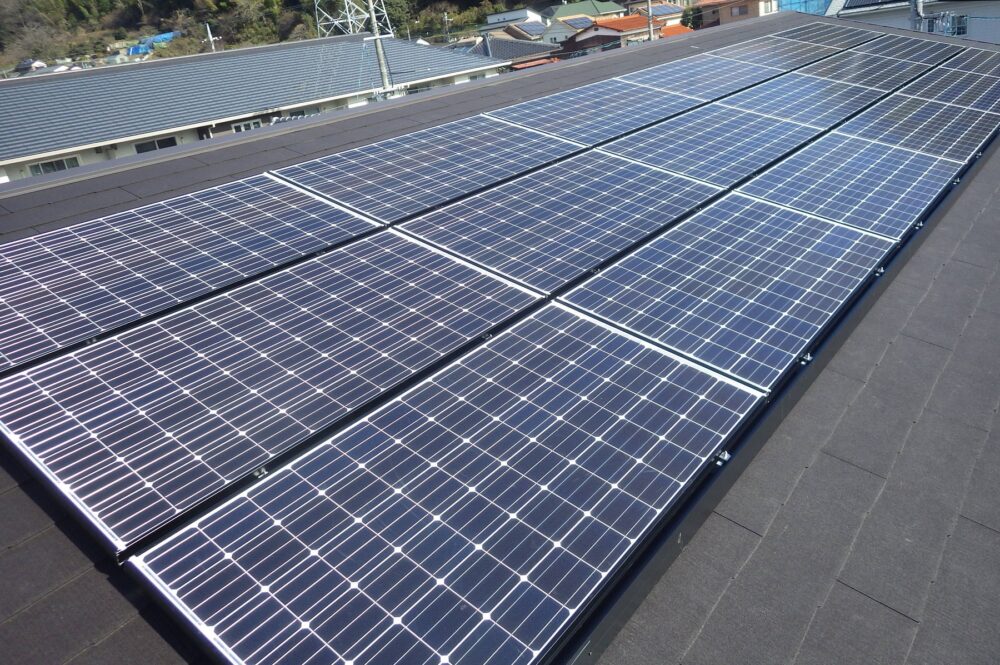 太陽光発電・蓄電池導入に対して各自治体から出ている補助金「地域脱炭素に向けた重点対策加速化事業費補助金」の申請方法＆その流れ