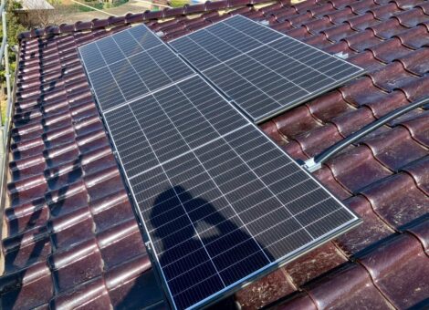 長崎県松浦市　F様邸【後付け】太陽光発電システム(カナディアンソーラー：CB6.2-32-TM-300)蓄電池(カナディアンソーラー：EPCube HES-JP2-613G*）設置工事　和瓦　アンカー工法