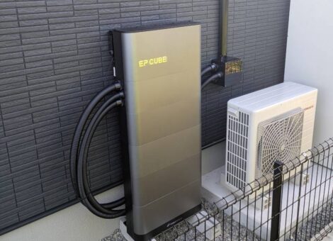 長崎県大村市　A様邸【後付け】太陽光発電システム(カナディアンソーラー：CS6.2-48-TM-455）蓄電池(カナディアンソーラー：EPCube HES-JP2-613G）設置工事　瓦屋根　瓦アンカー工法
